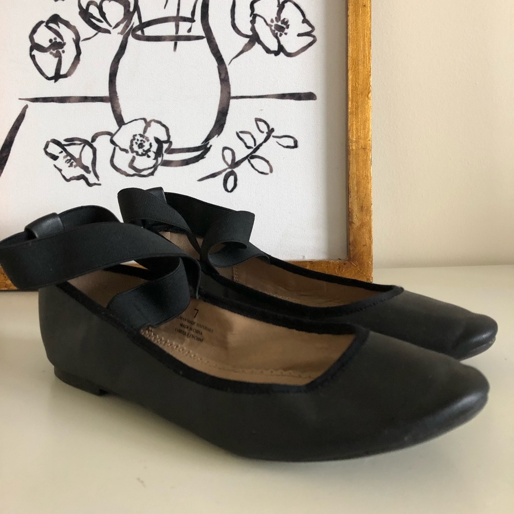 Kimchi Blue Black Flats with Ankle Straps